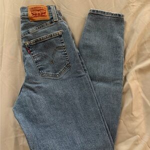 Levi's High Waisted Mom Denim Jeans
